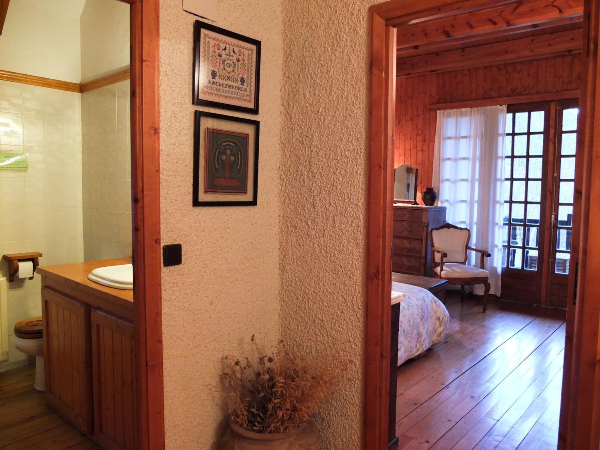 Casas De Zapatierno Guest House Espierba Стая снимка