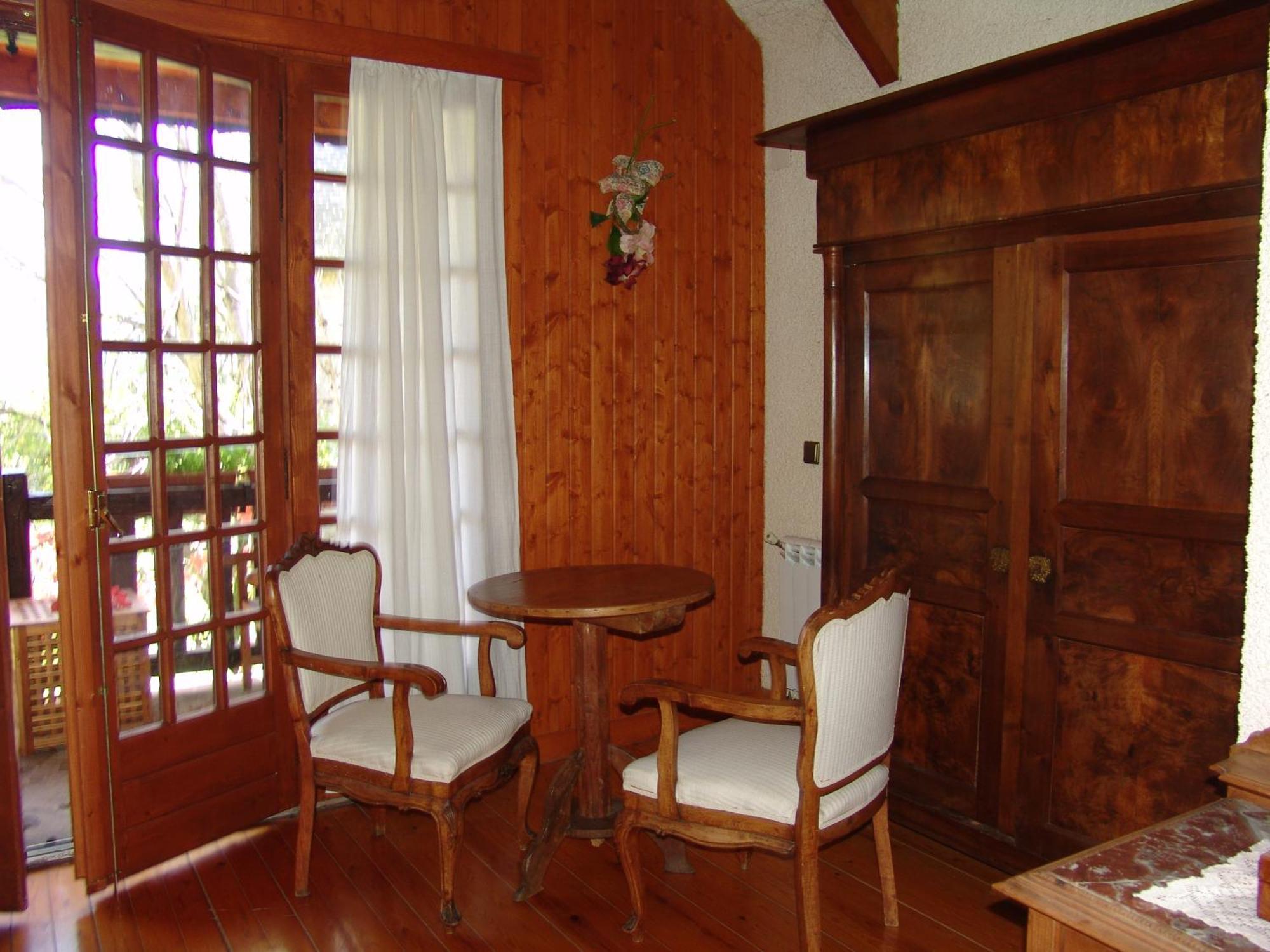 Casas De Zapatierno Guest House Espierba Стая снимка