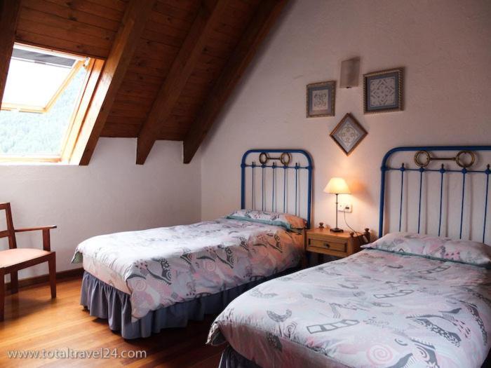 Casas De Zapatierno Guest House Espierba Стая снимка